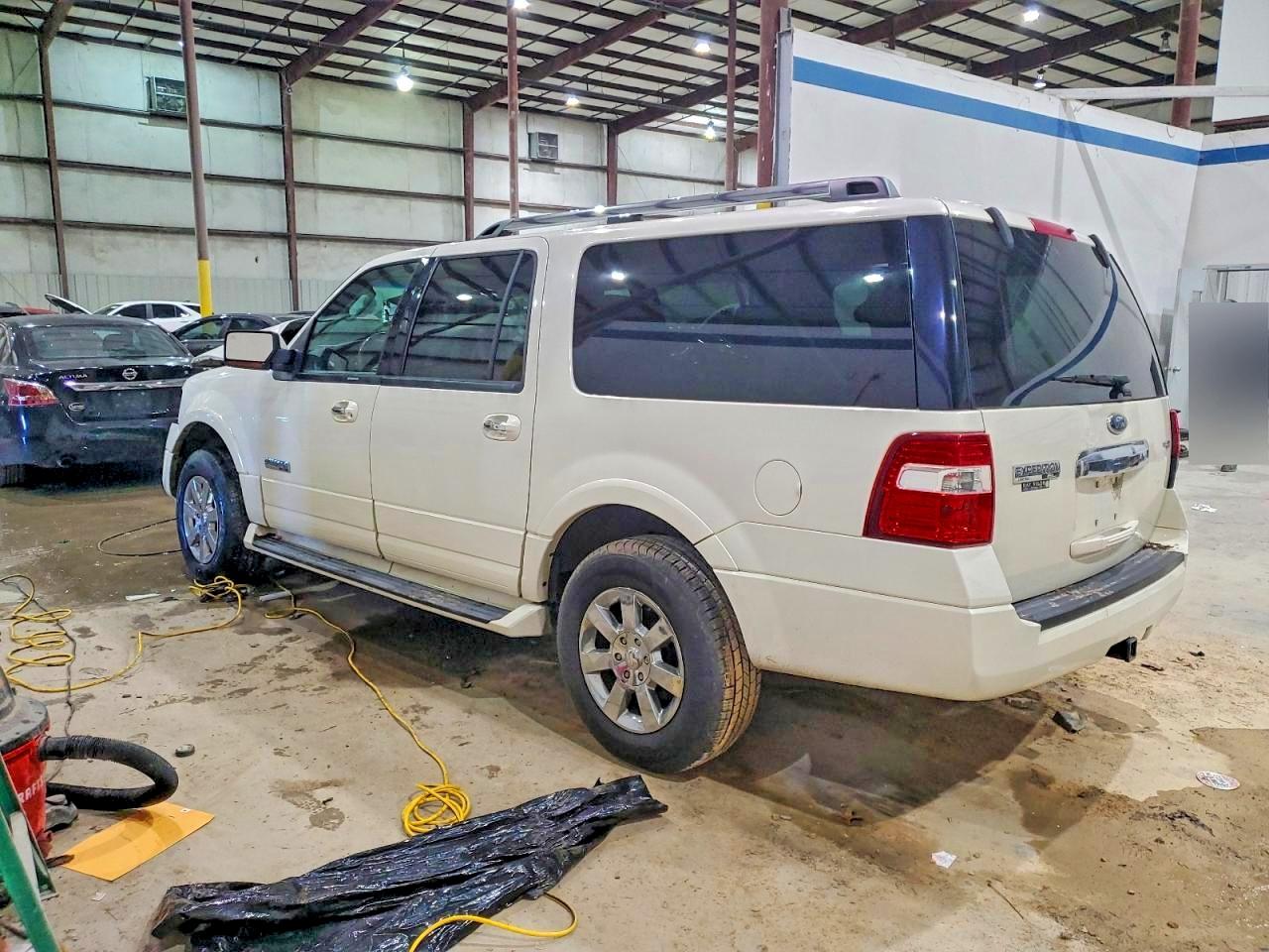 2007 FORD EXPEDITION EL LIMITED photo 2