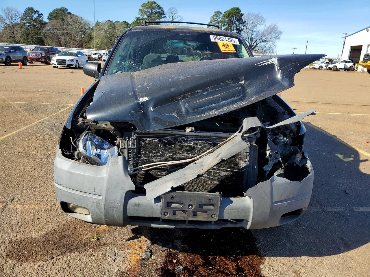 2003 FORD ESCAPE XLT photo 5