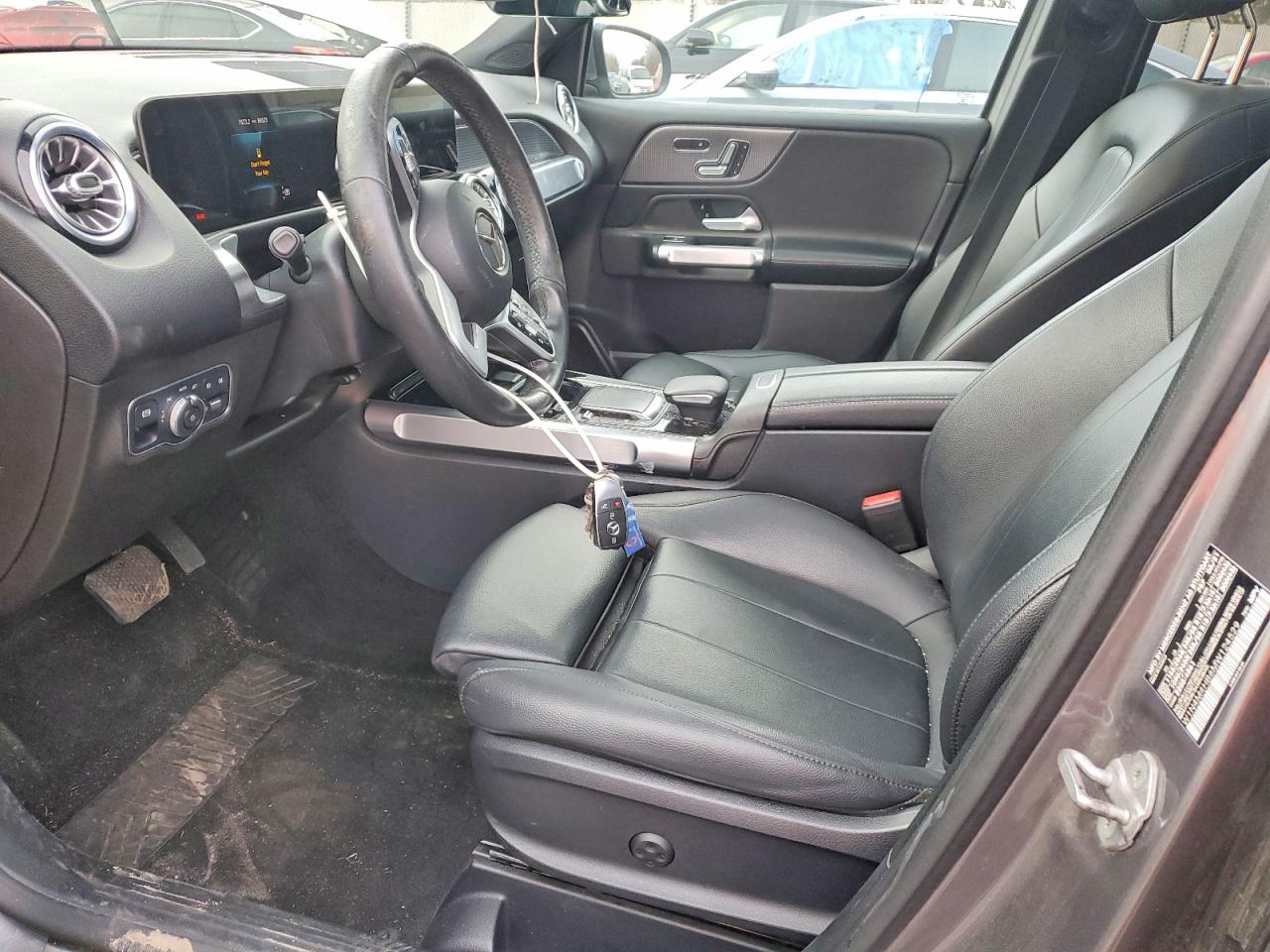 2021 MERCEDES-BENZ GLB 250 4MATIC photo 7