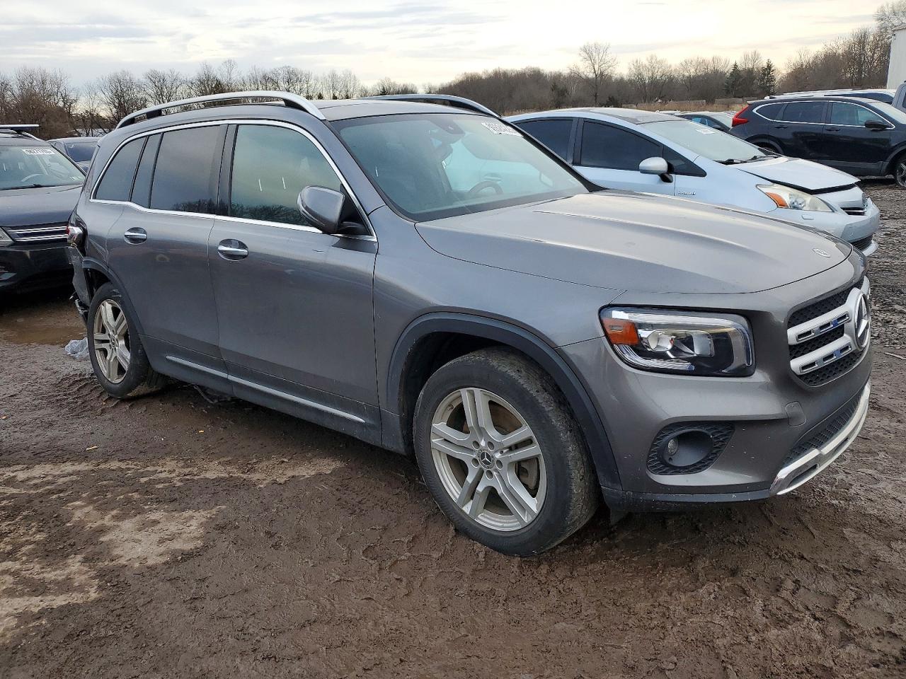 2021 MERCEDES-BENZ GLB 250 4MATIC photo 4