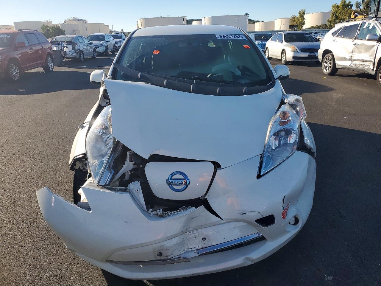 2016 NISSAN LEAF SV photo 9