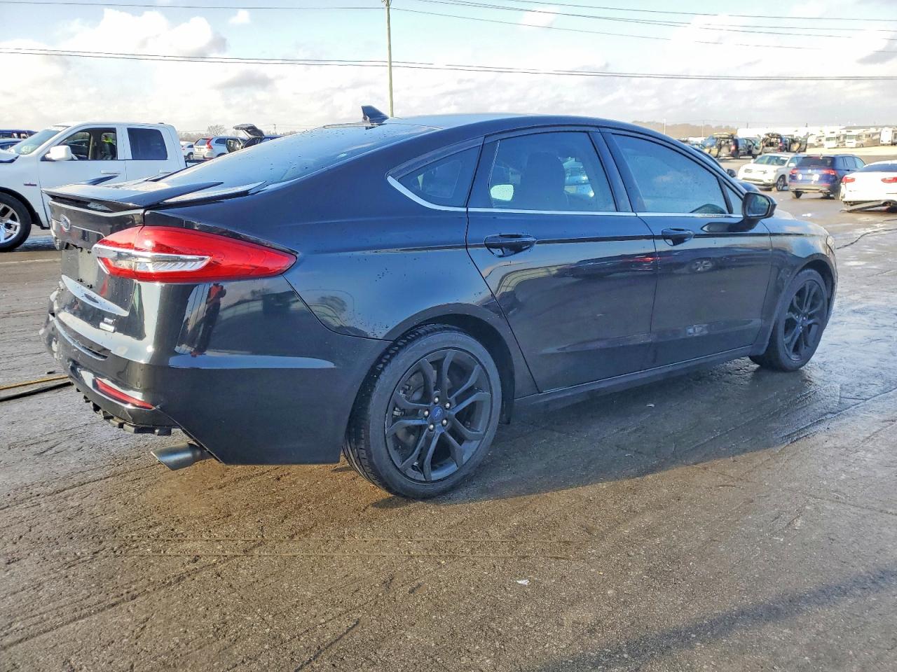 2019 FORD FUSION SE photo 3