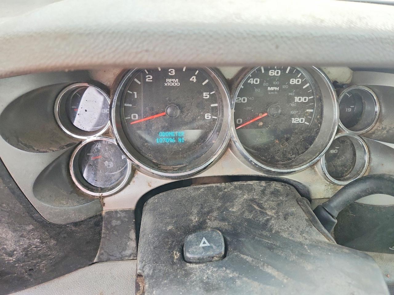 2014 CHEVROLET SILVERADO K3500 photo 9