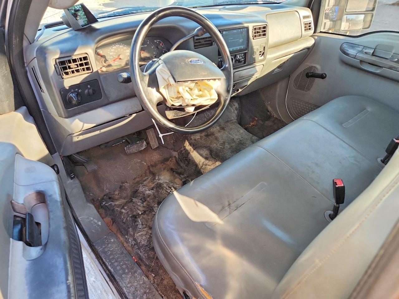 2004 FORD F350 SRW SUPER DUTY photo 8