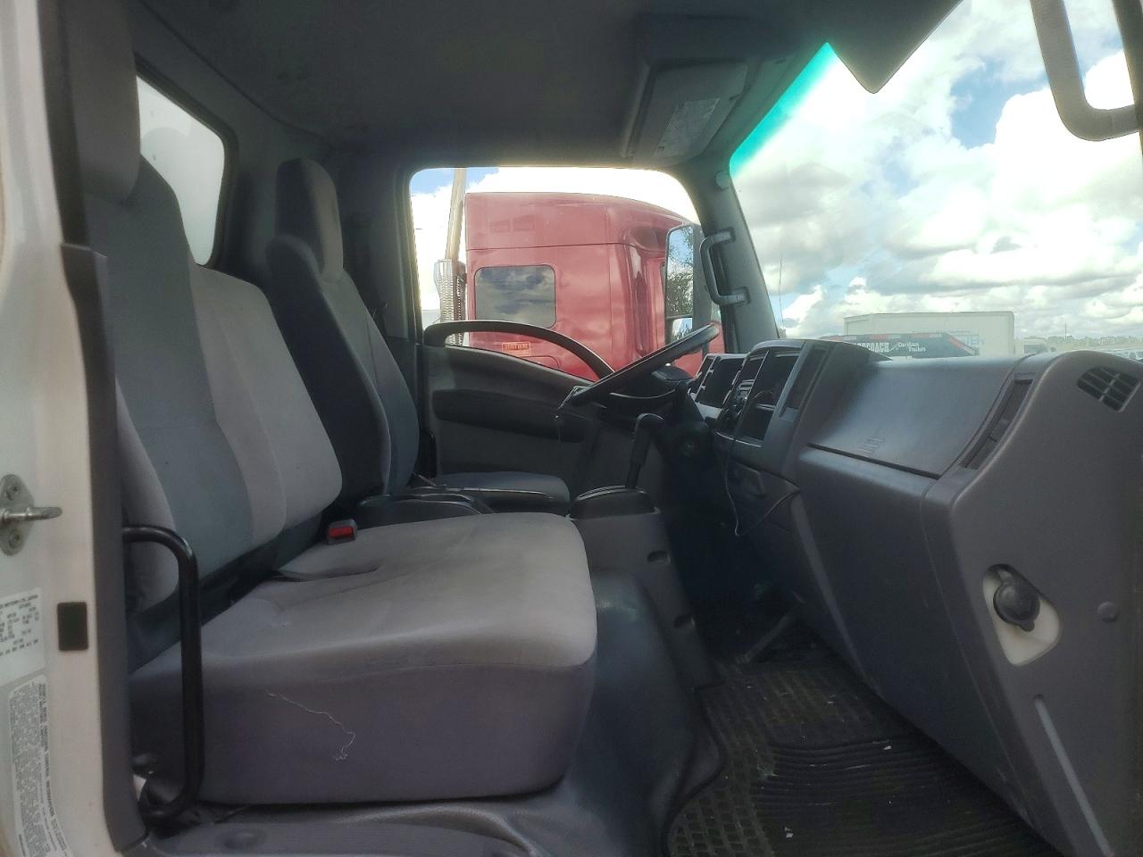 2016 ISUZU NPR - SEMI TRUCK photo 11