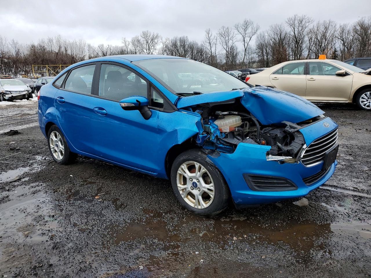 2016 FORD FIESTA SE photo 4