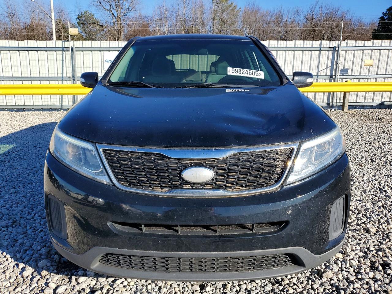 2015 KIA SORENTO LX photo 5