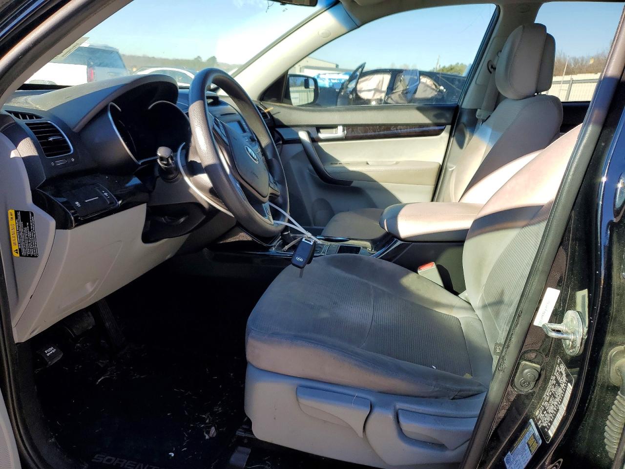 2015 KIA SORENTO LX photo 7