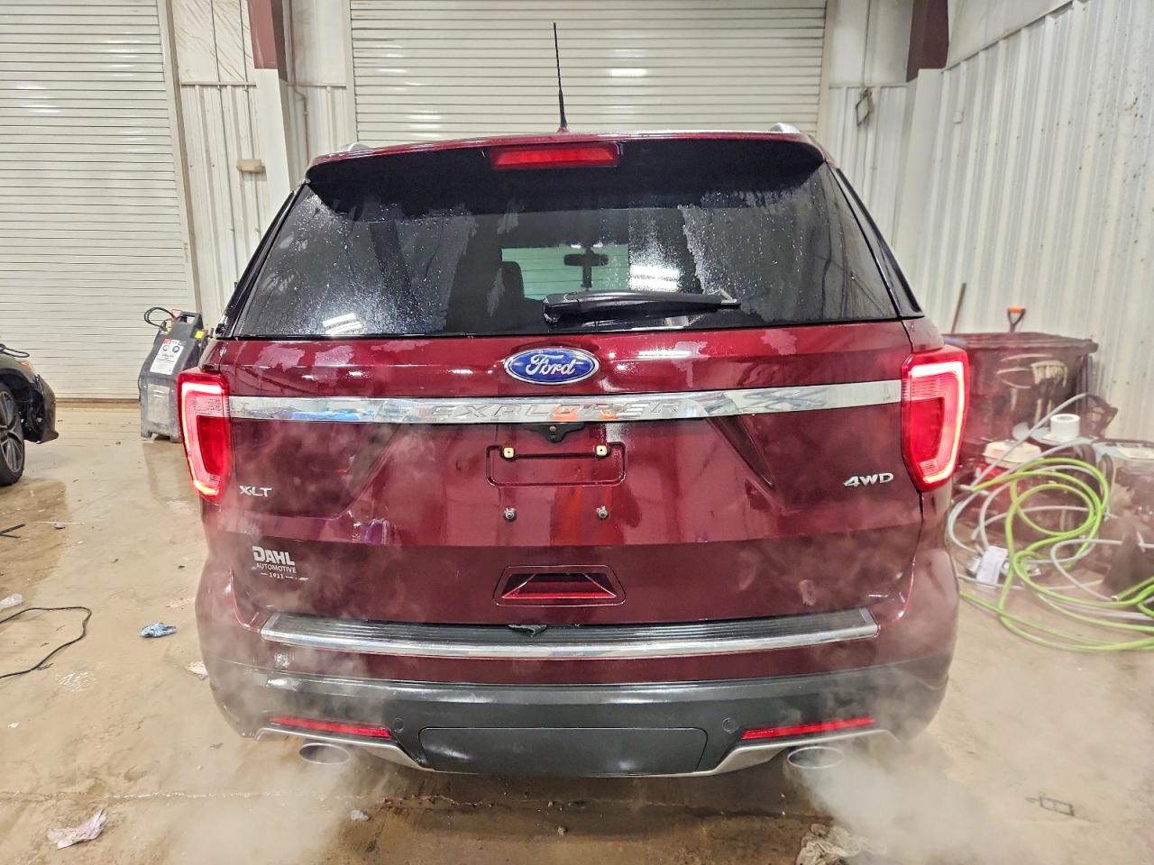 2018 FORD EXPLORER XLT photo 6