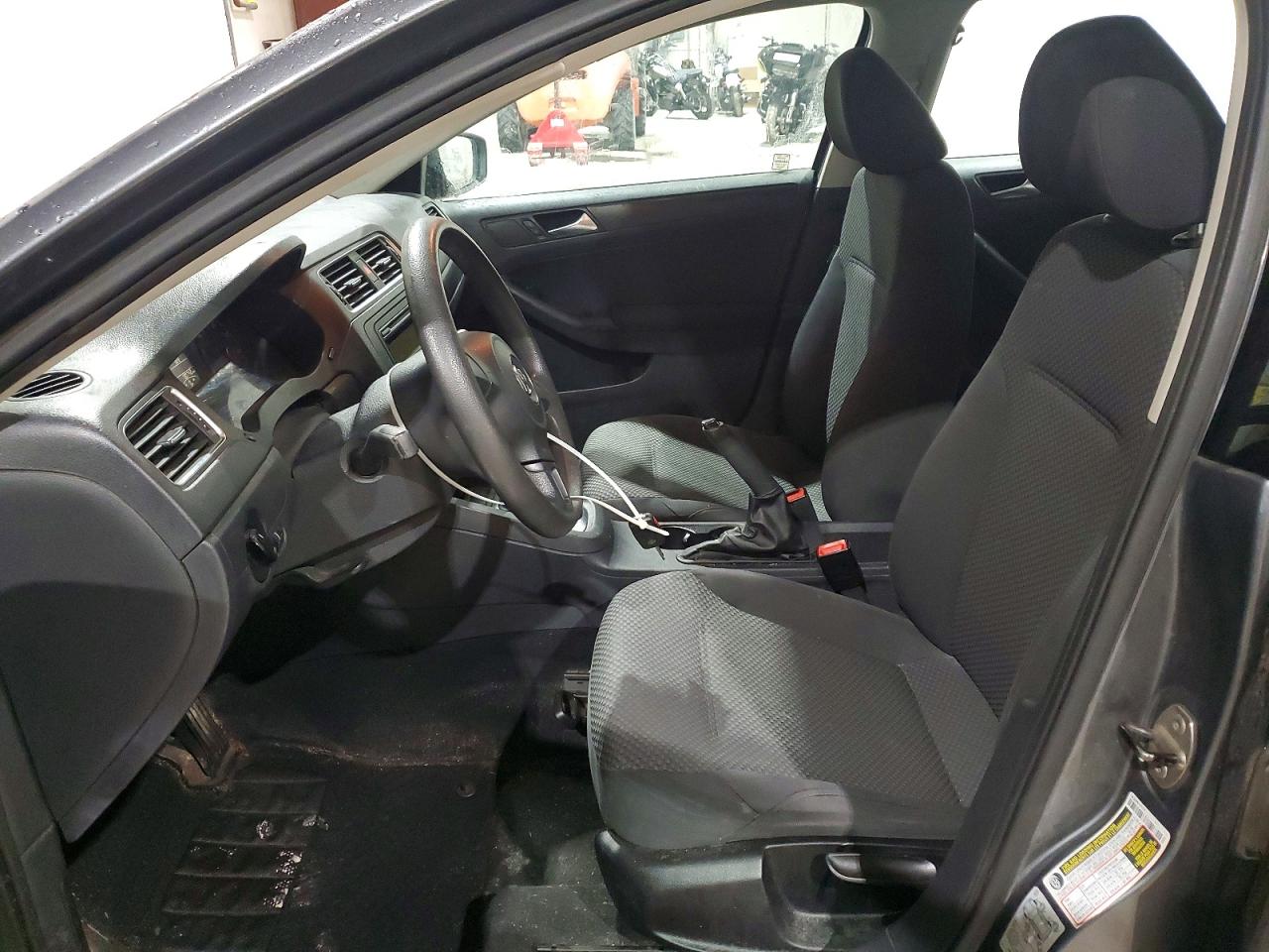 2011 VOLKSWAGEN JETTA BASE photo 7