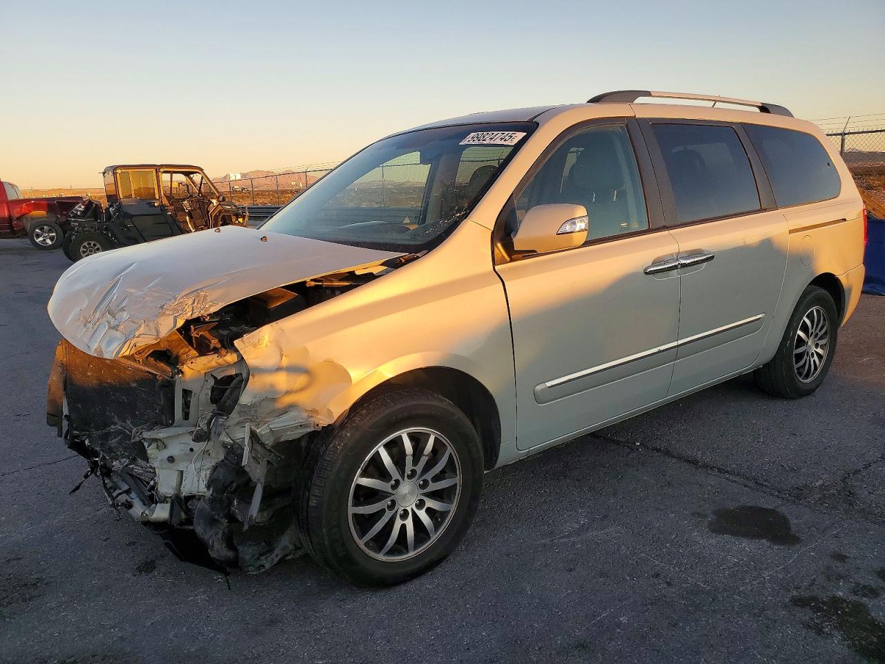 2012 KIA SEDONA