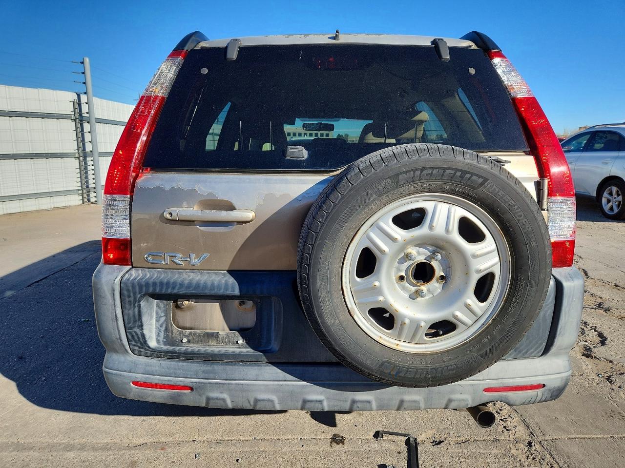 2005 HONDA CR-V LX photo 6