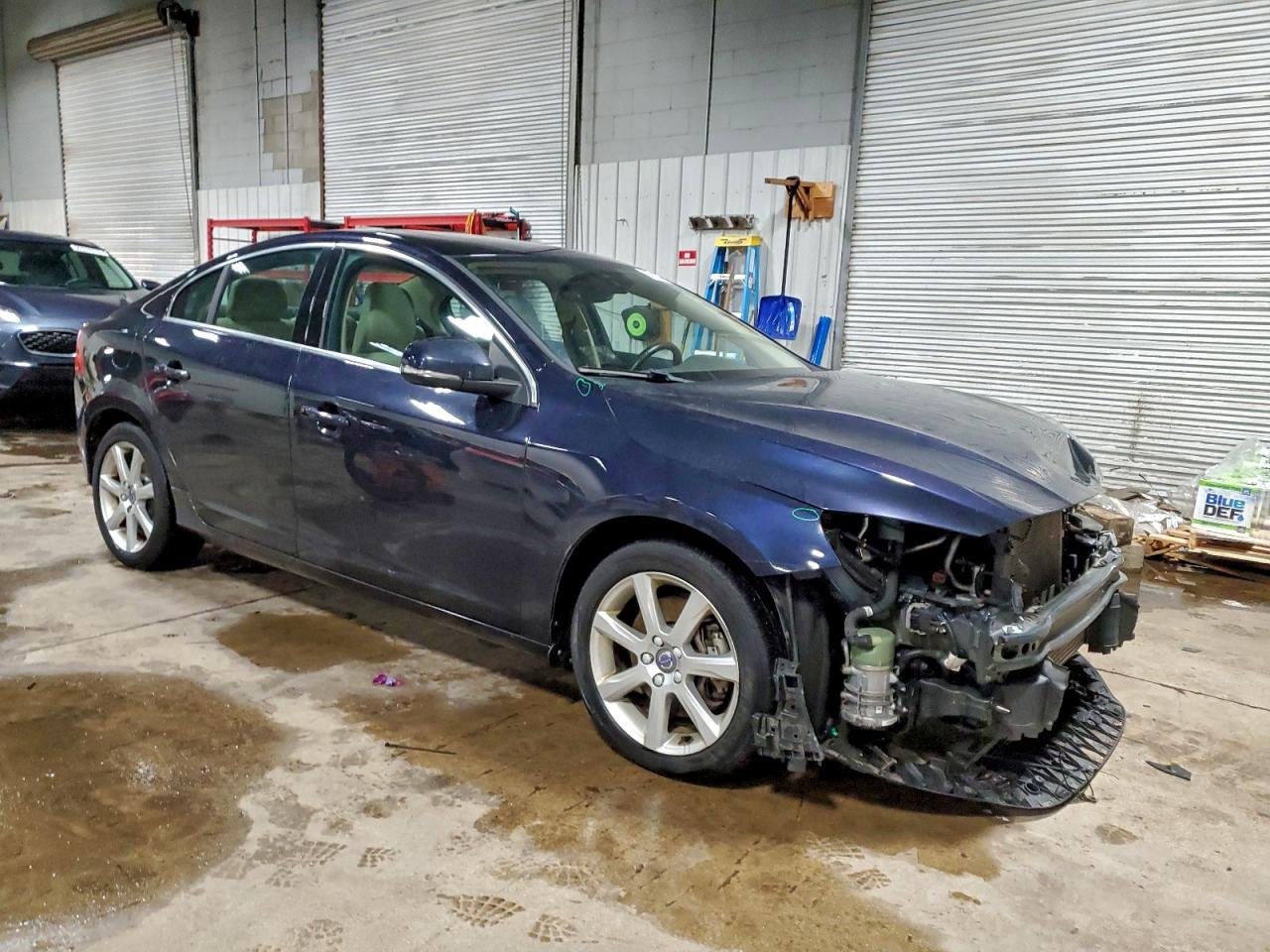 2016 VOLVO S60 PREMIER photo 4