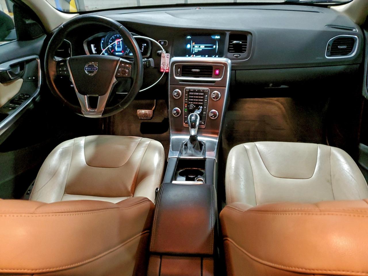 2016 VOLVO S60 PREMIER photo 8