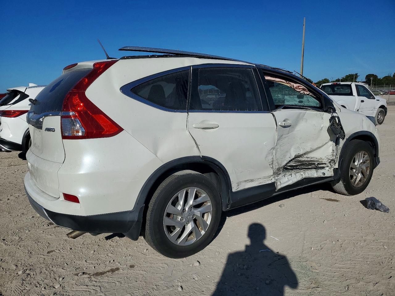 2016 HONDA CR-V EXL photo 3