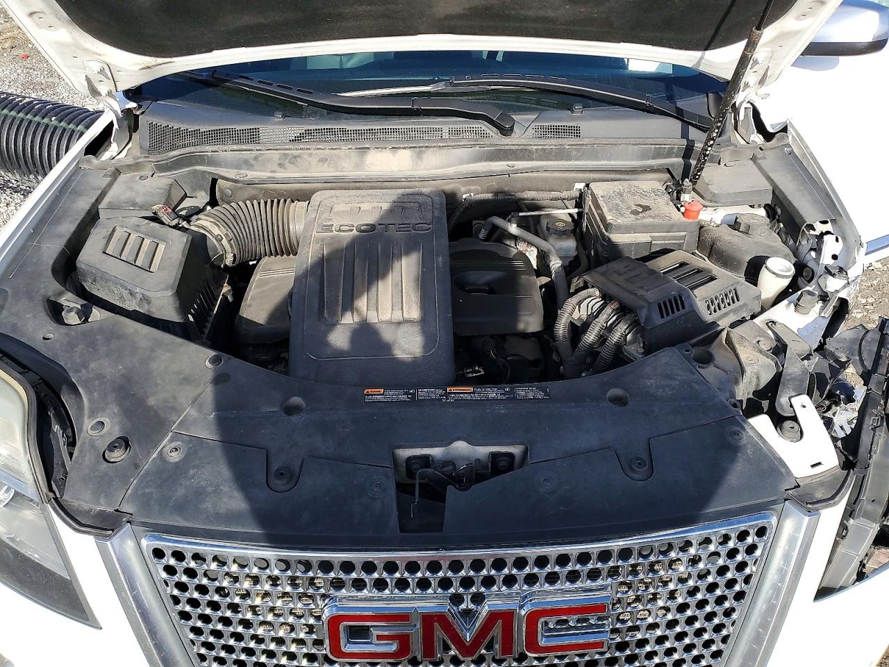 2015 GMC TERRAIN DENALI photo 11