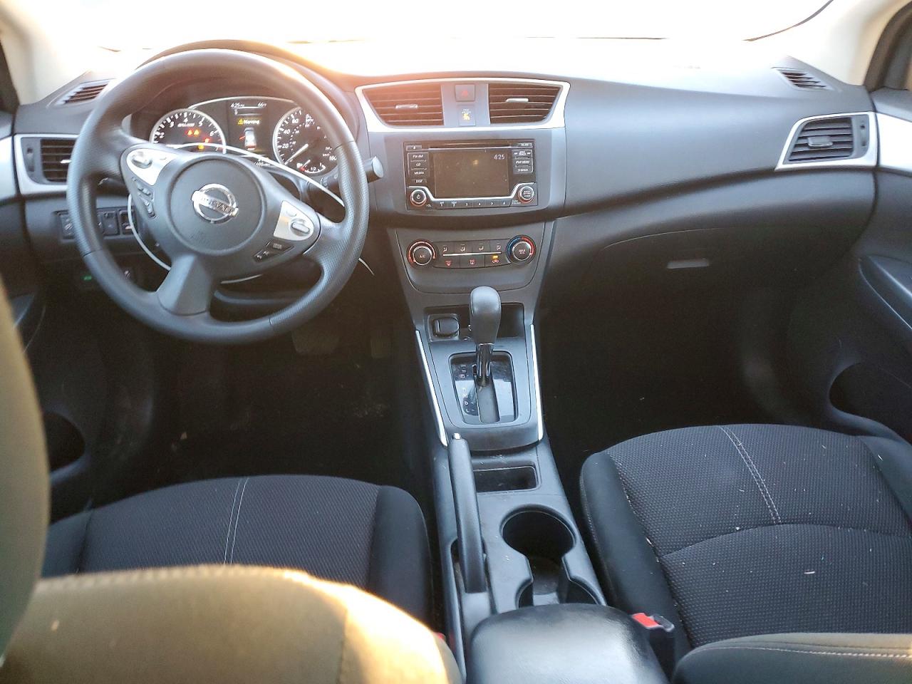 2018 NISSAN SENTRA S photo 15