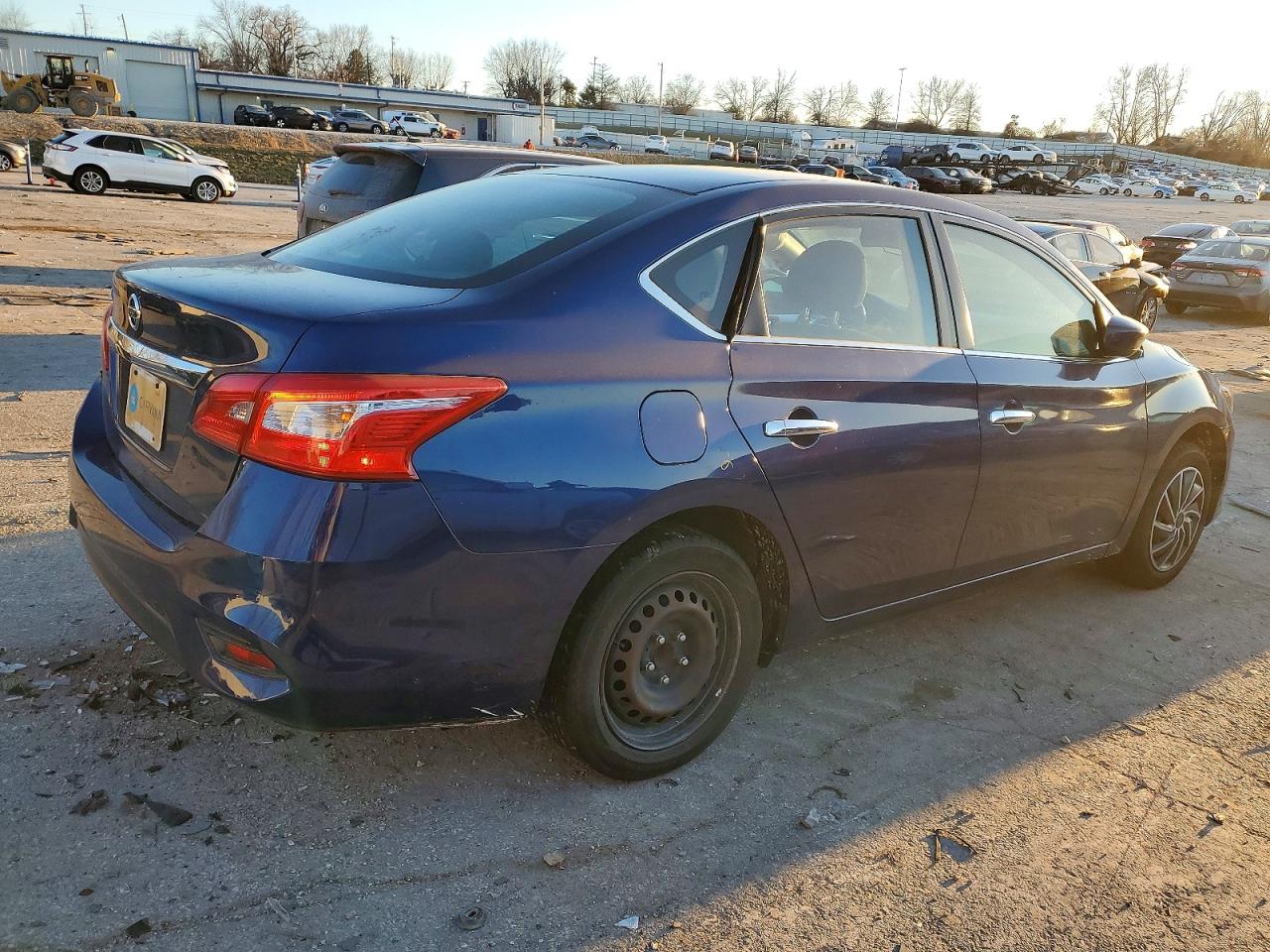 2018 NISSAN SENTRA S photo 5