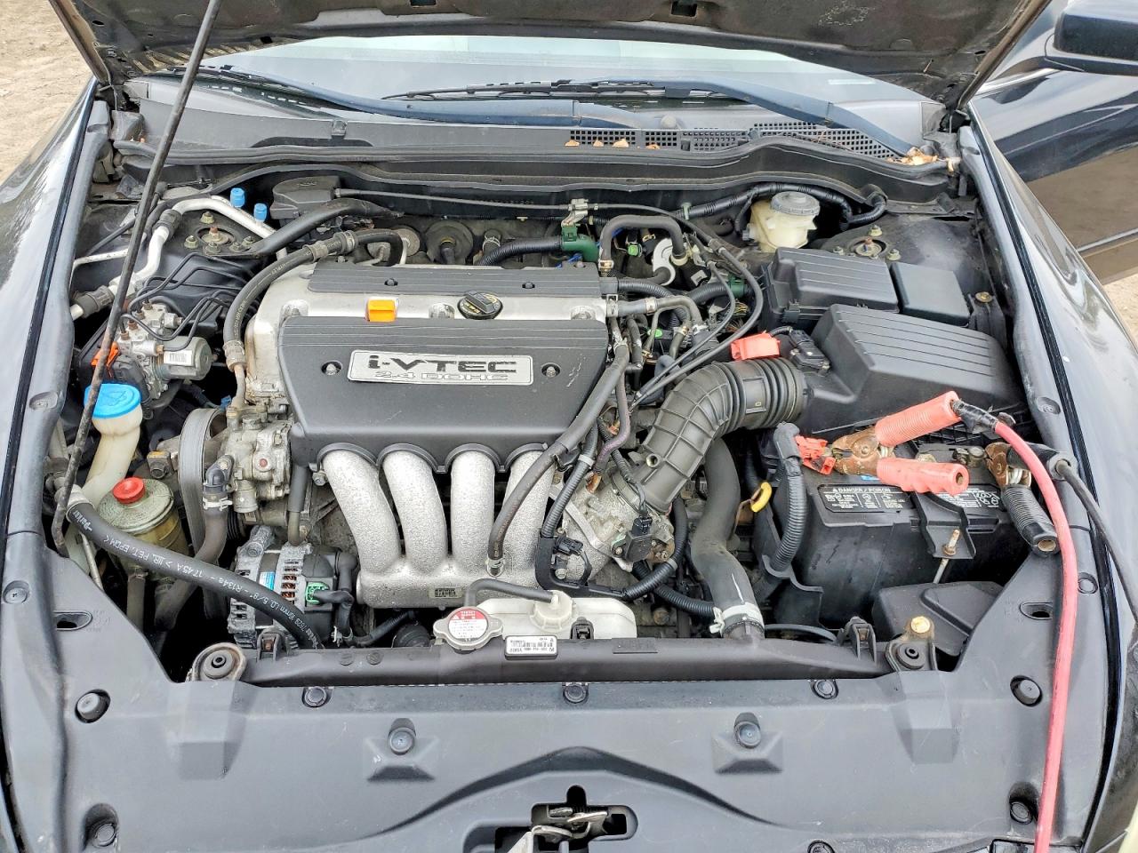 2005 HONDA ACCORD LX photo 11