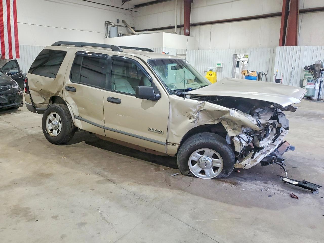 2006 FORD EXPLORER XLS photo 4