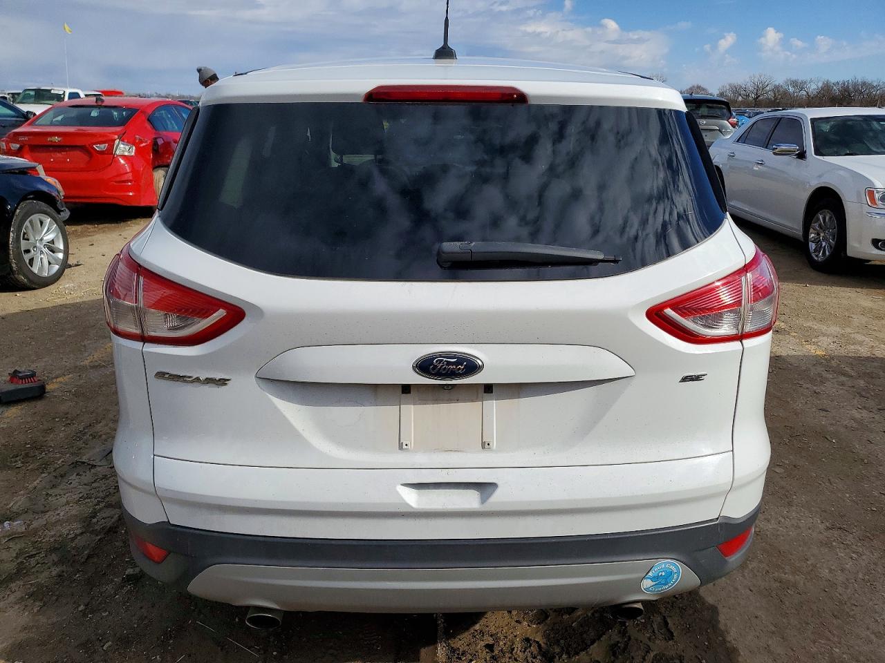 2016 FORD ESCAPE SE photo 6