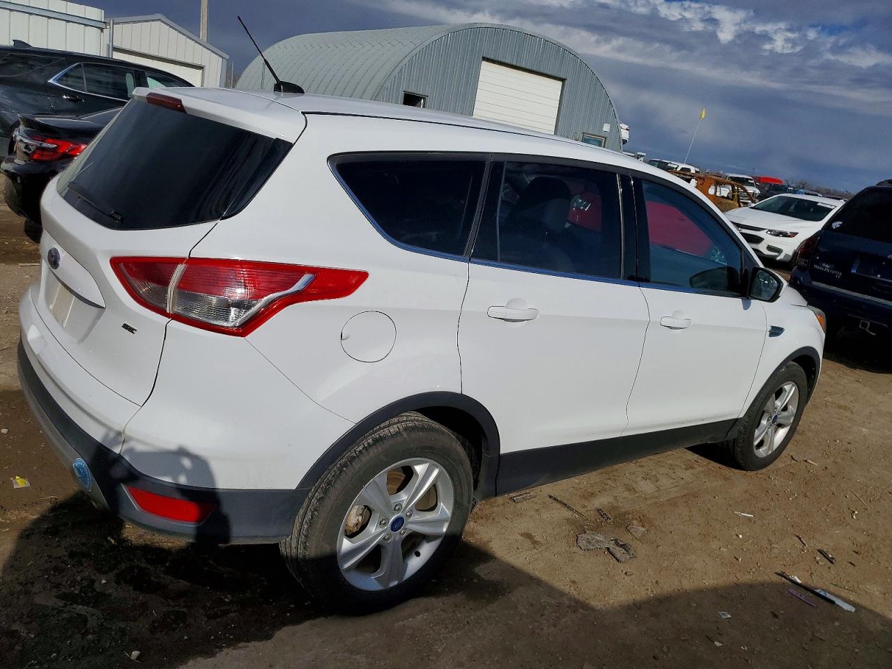 2016 FORD ESCAPE SE photo 3