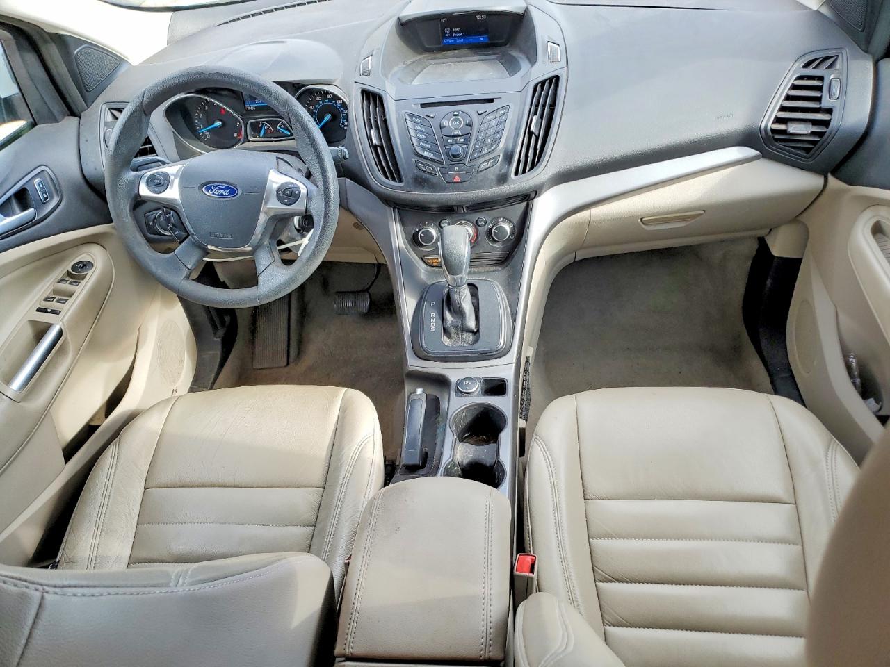 2016 FORD ESCAPE SE photo 8