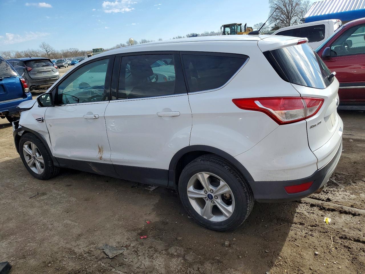 2016 FORD ESCAPE SE photo 2