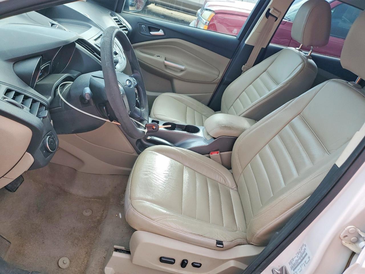 2016 FORD ESCAPE SE photo 7