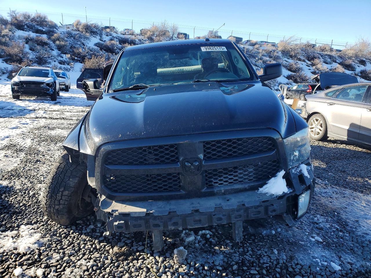 2016 RAM 1500 ST photo 5