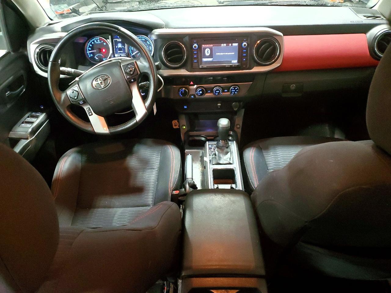 2017 TOYOTA TACOMA DOUBLE CAB photo 8