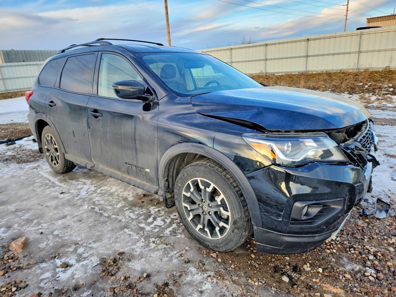 2020 NISSAN PATHFINDER SV photo 10