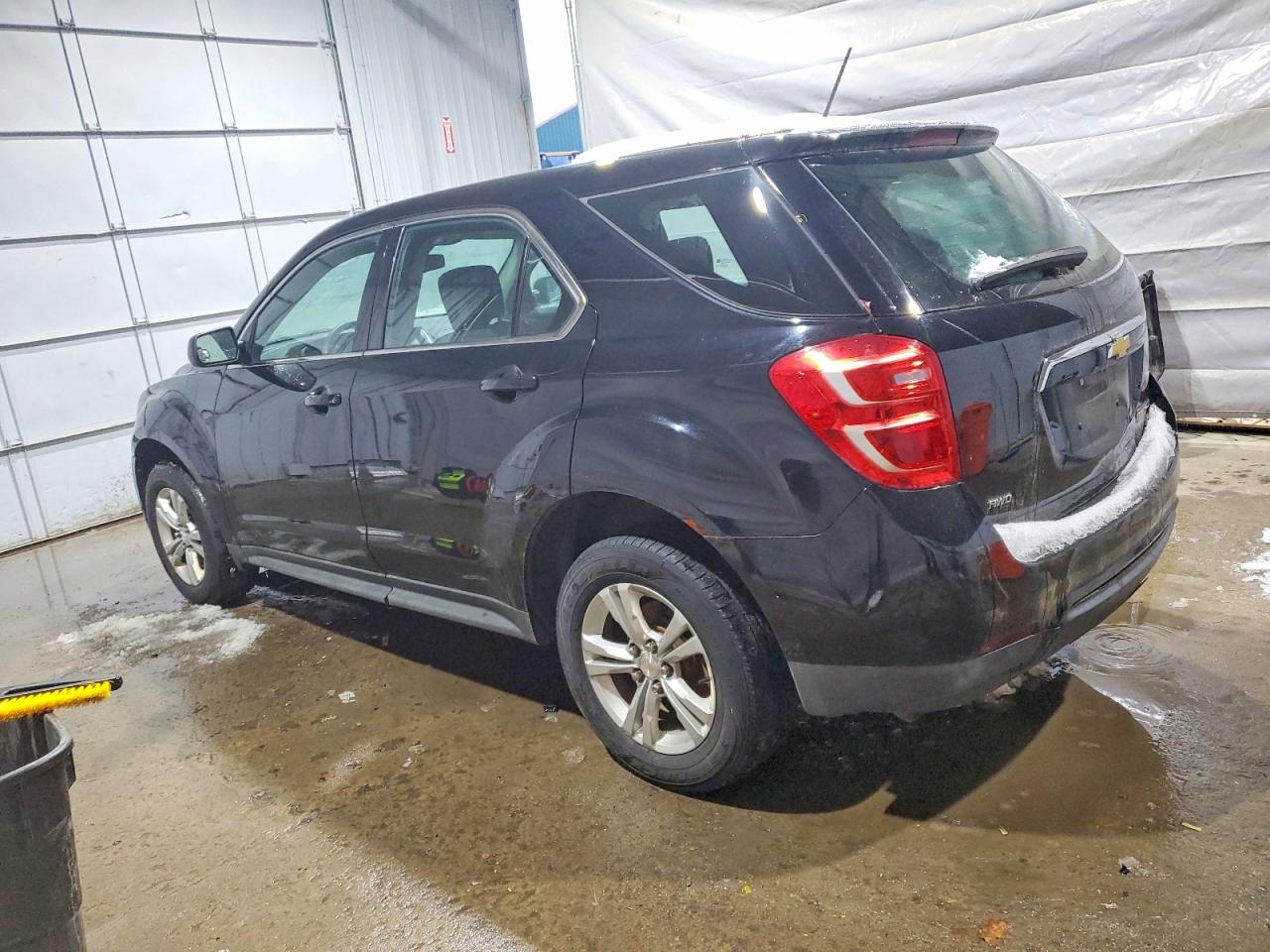 2016 CHEVROLET EQUINOX LS photo 3