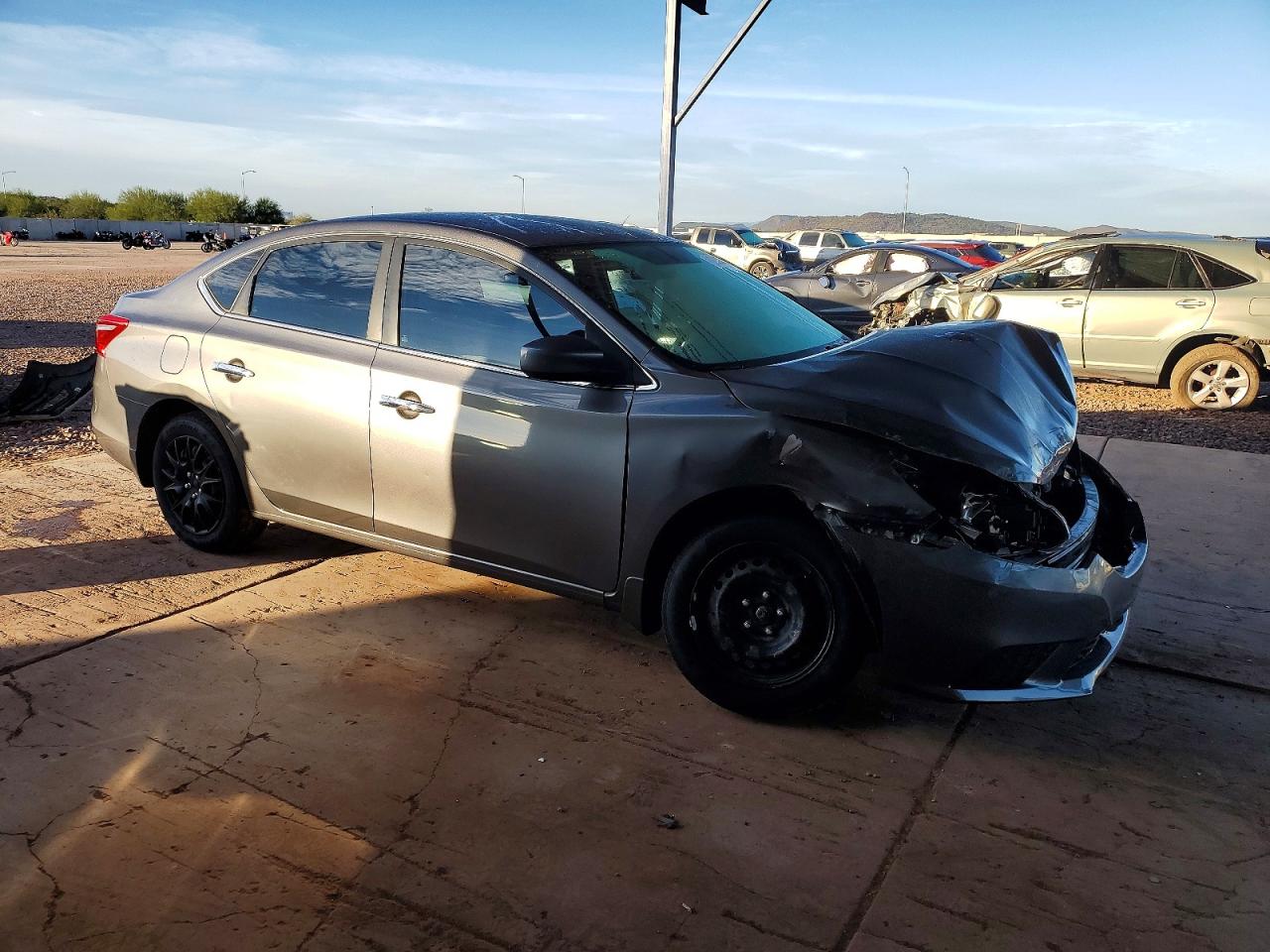 2019 NISSAN SENTRA S photo 4