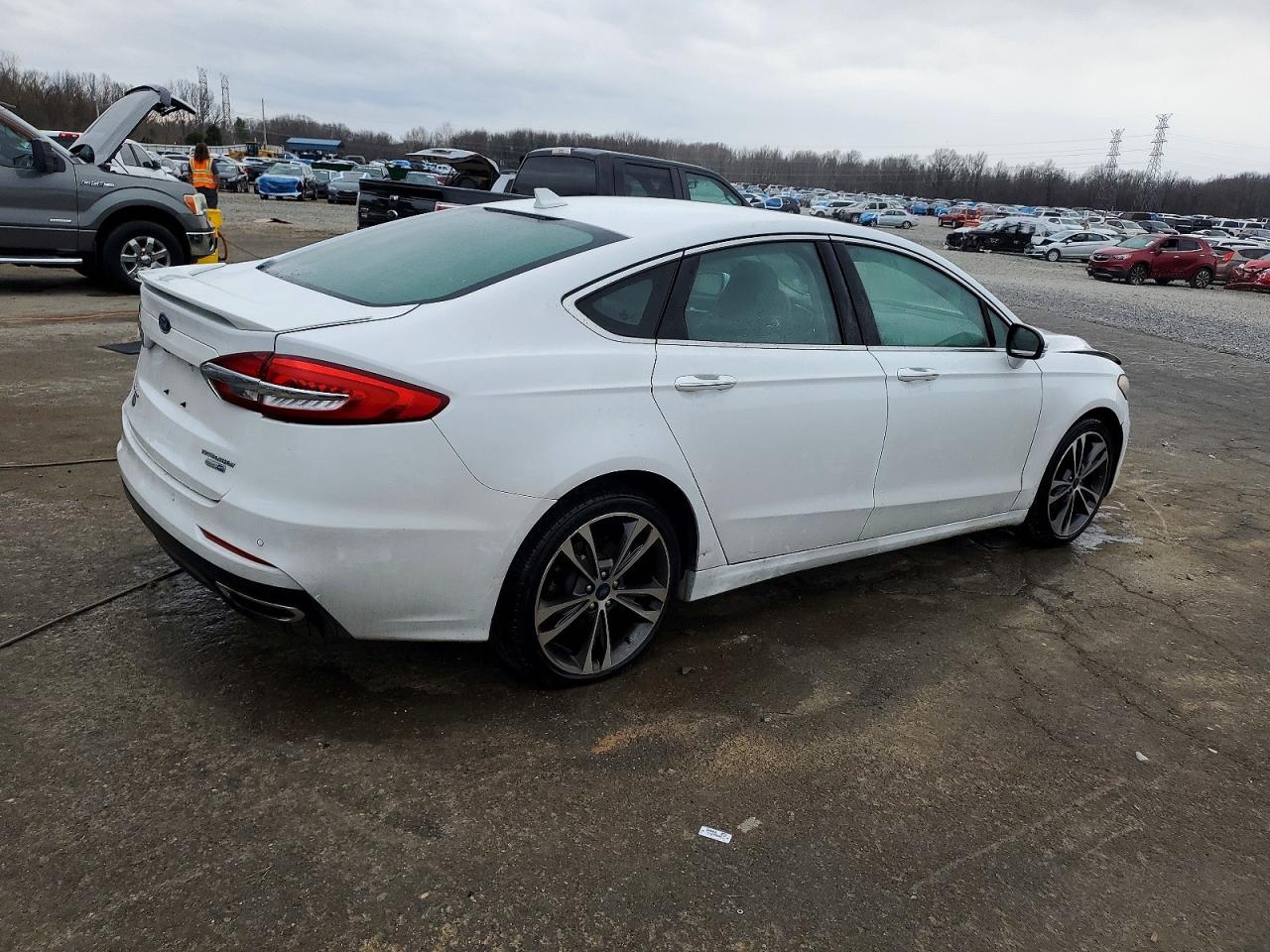 2020 FORD FUSION TITANIUM photo 5