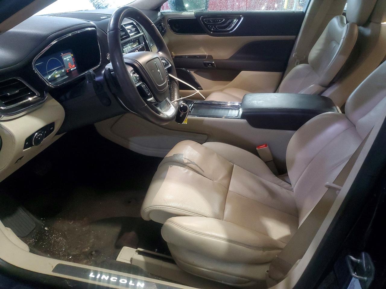 2017 LINCOLN CONTINENTAL RESERVE photo 7