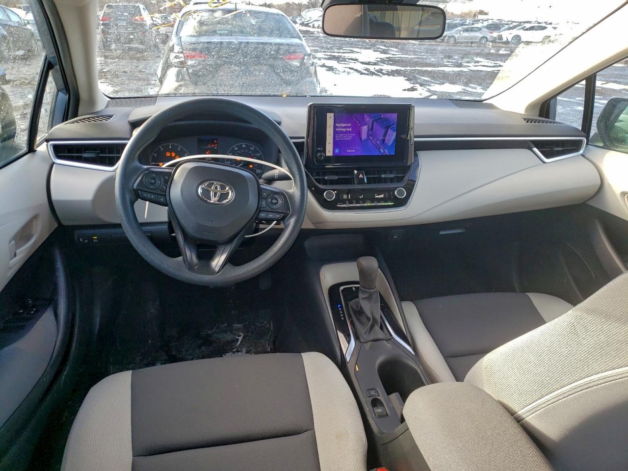 2024 TOYOTA COROLLA LE photo 8