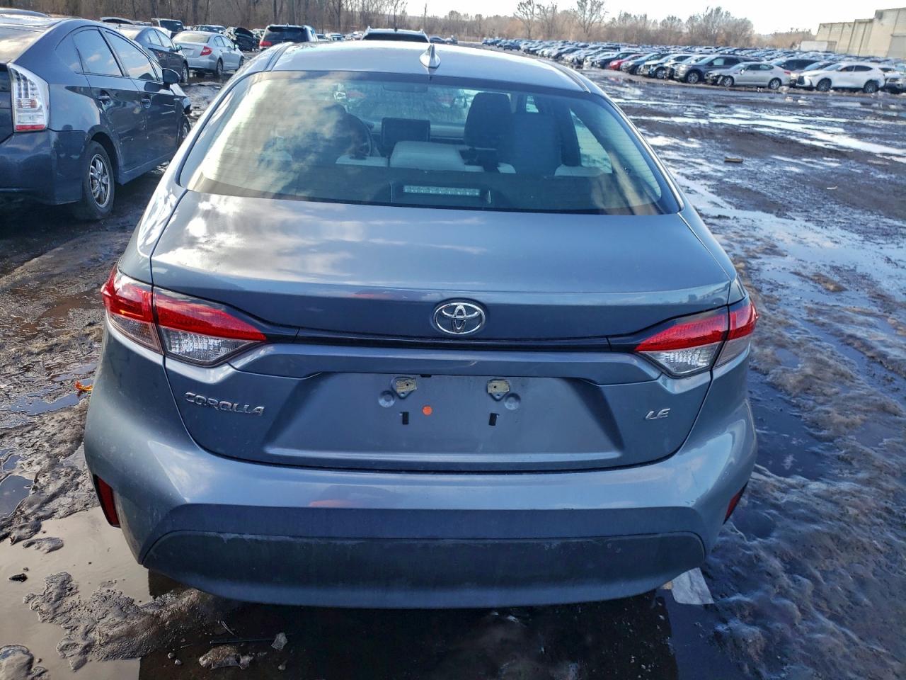 2024 TOYOTA COROLLA LE photo 6
