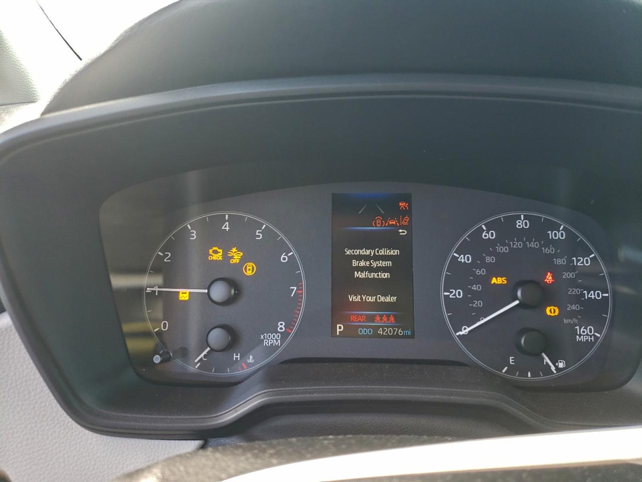 2024 TOYOTA COROLLA LE photo 9