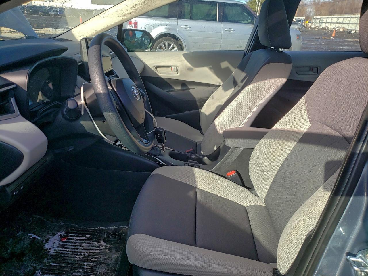 2024 TOYOTA COROLLA LE photo 7