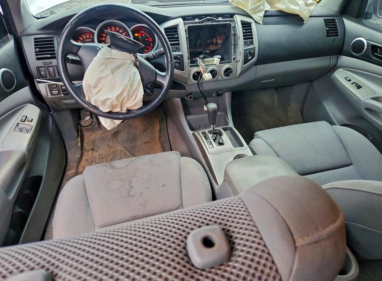 2006 TOYOTA TACOMA photo 8