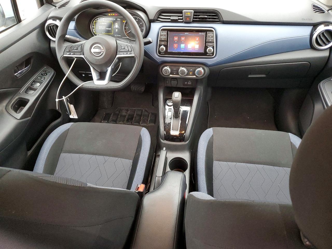 2025 NISSAN VERSA SV photo 8