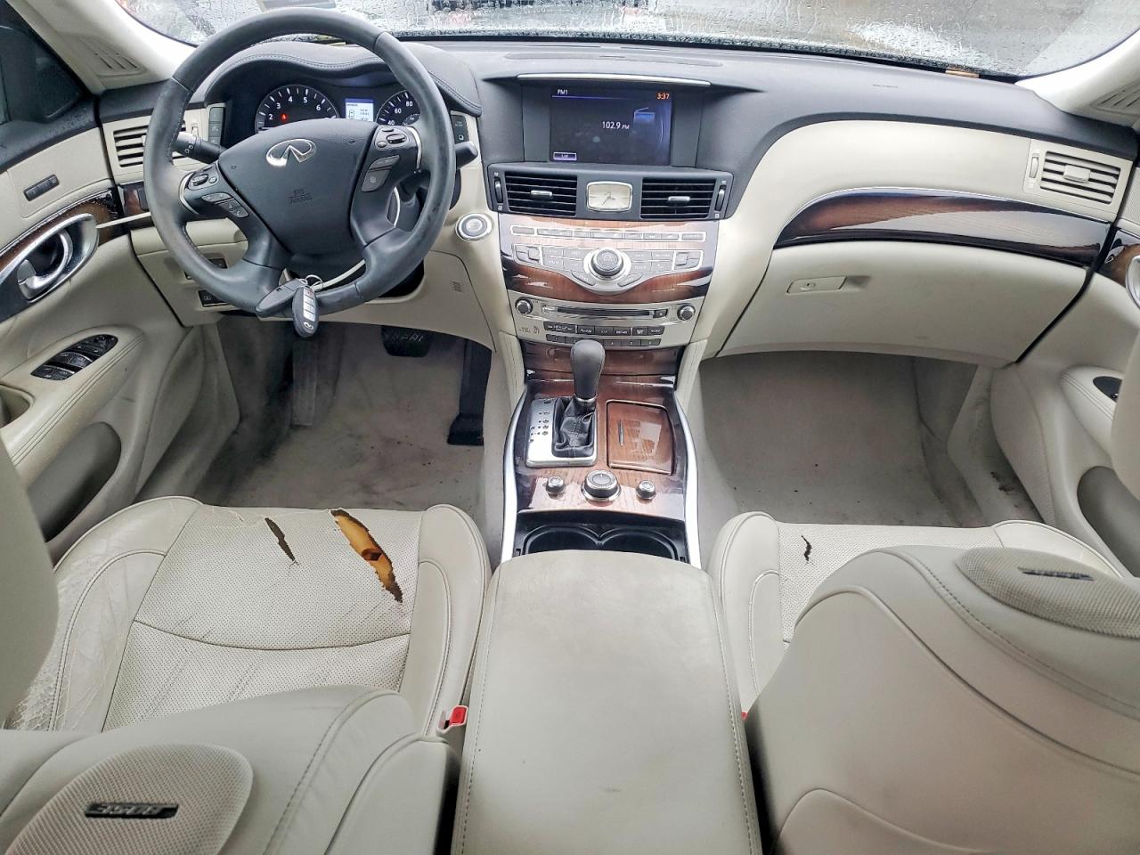 2012 INFINITI M37 photo 8
