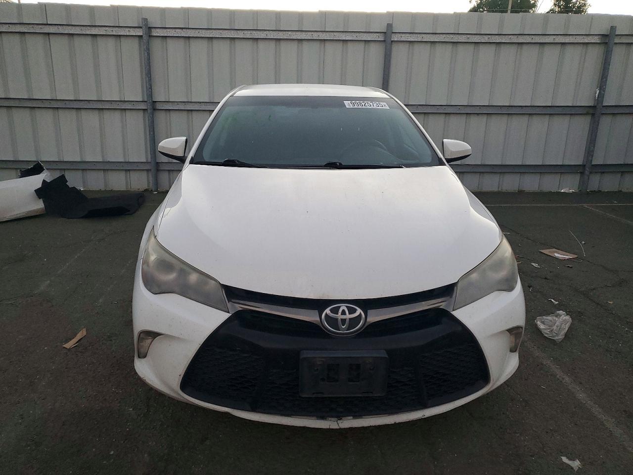 2017 TOYOTA CAMRY LE photo 5