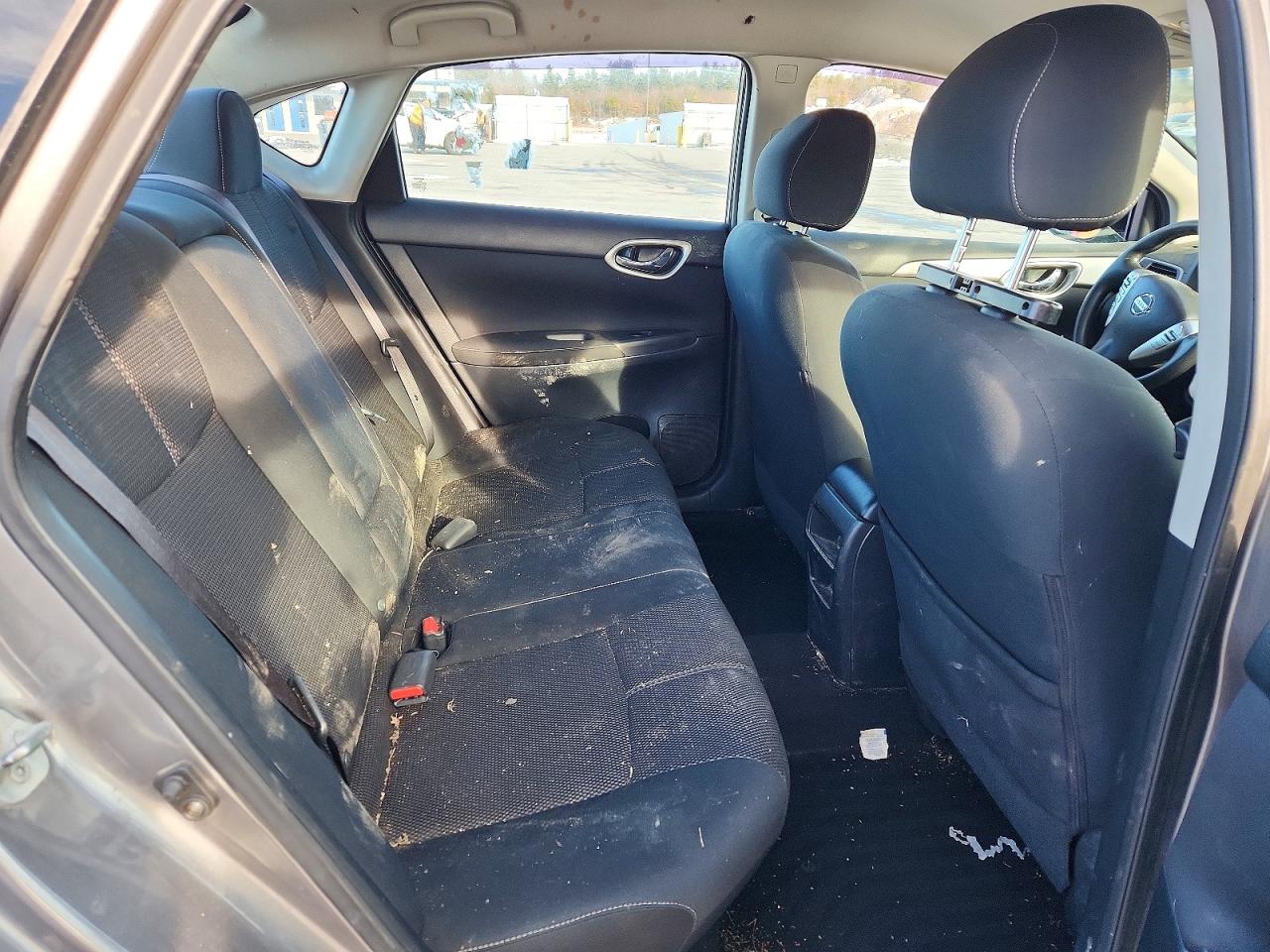 2015 NISSAN SENTRA S photo 10