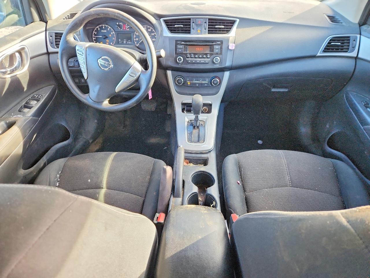 2015 NISSAN SENTRA S photo 8