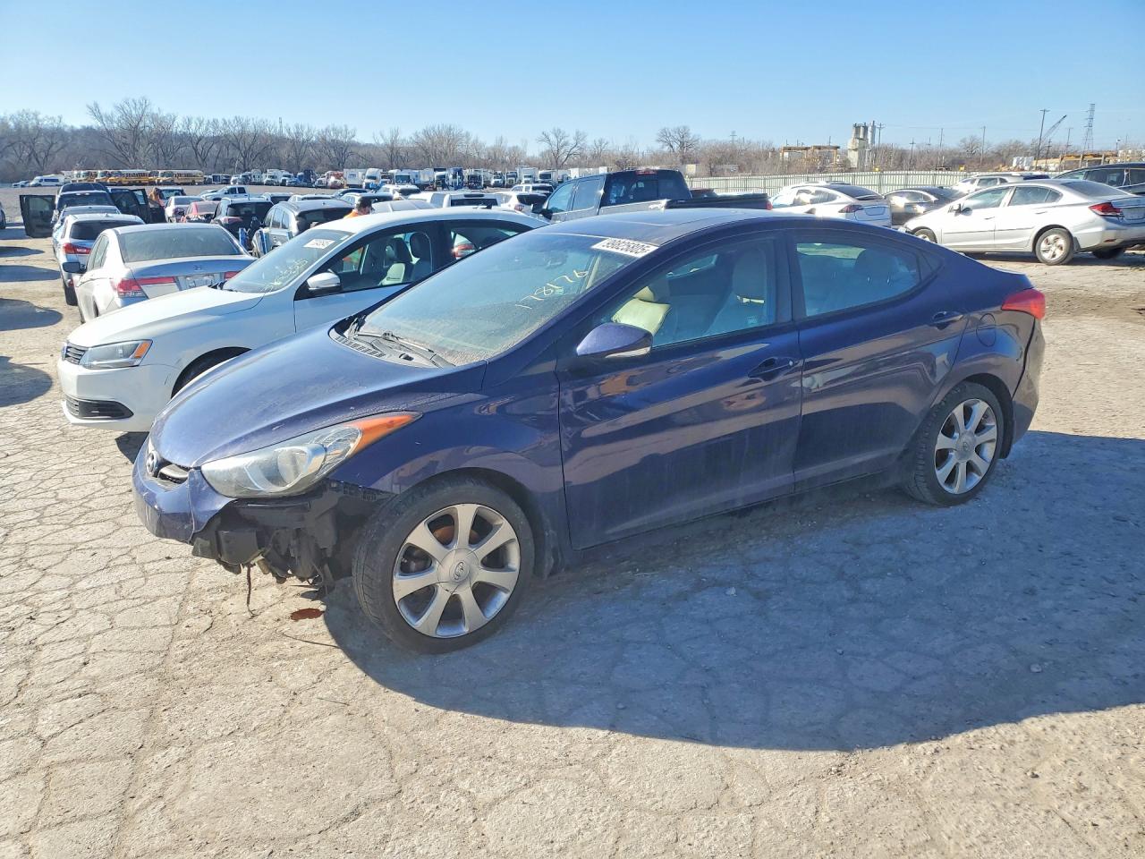 2013 HYUNDAI ELANTRA