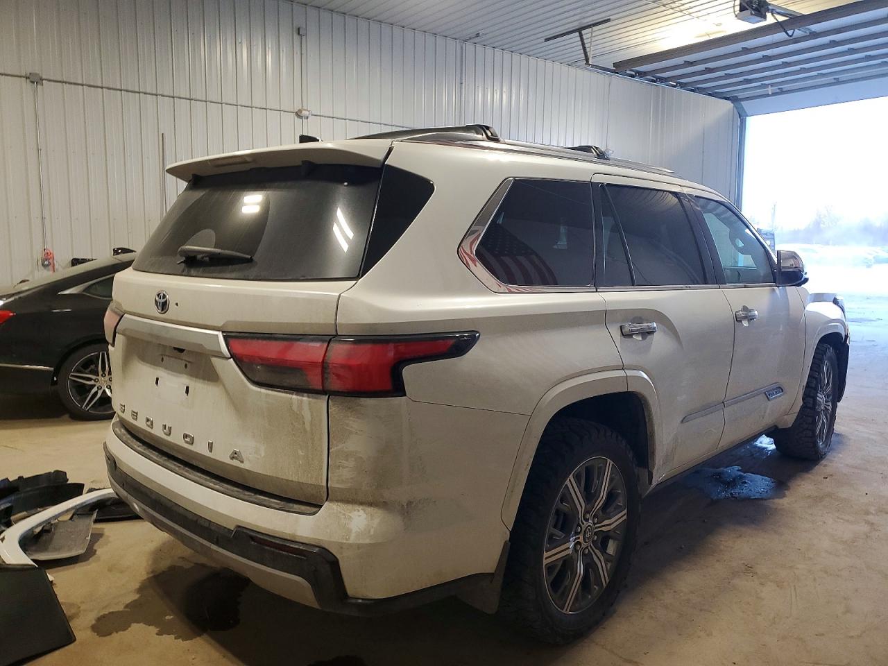 2023 TOYOTA SEQUOIA SR5 photo 3