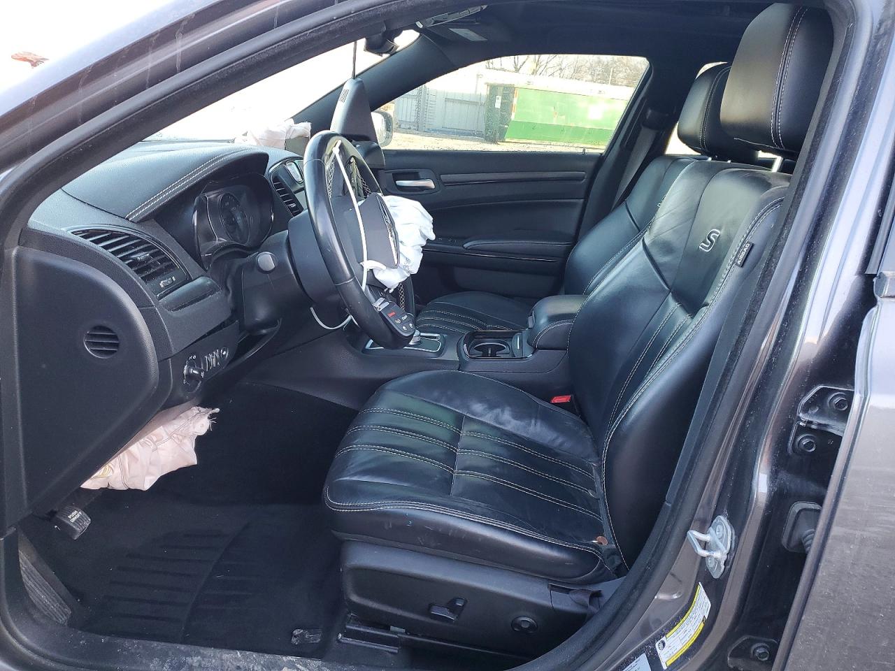 2015 CHRYSLER 300 S photo 7