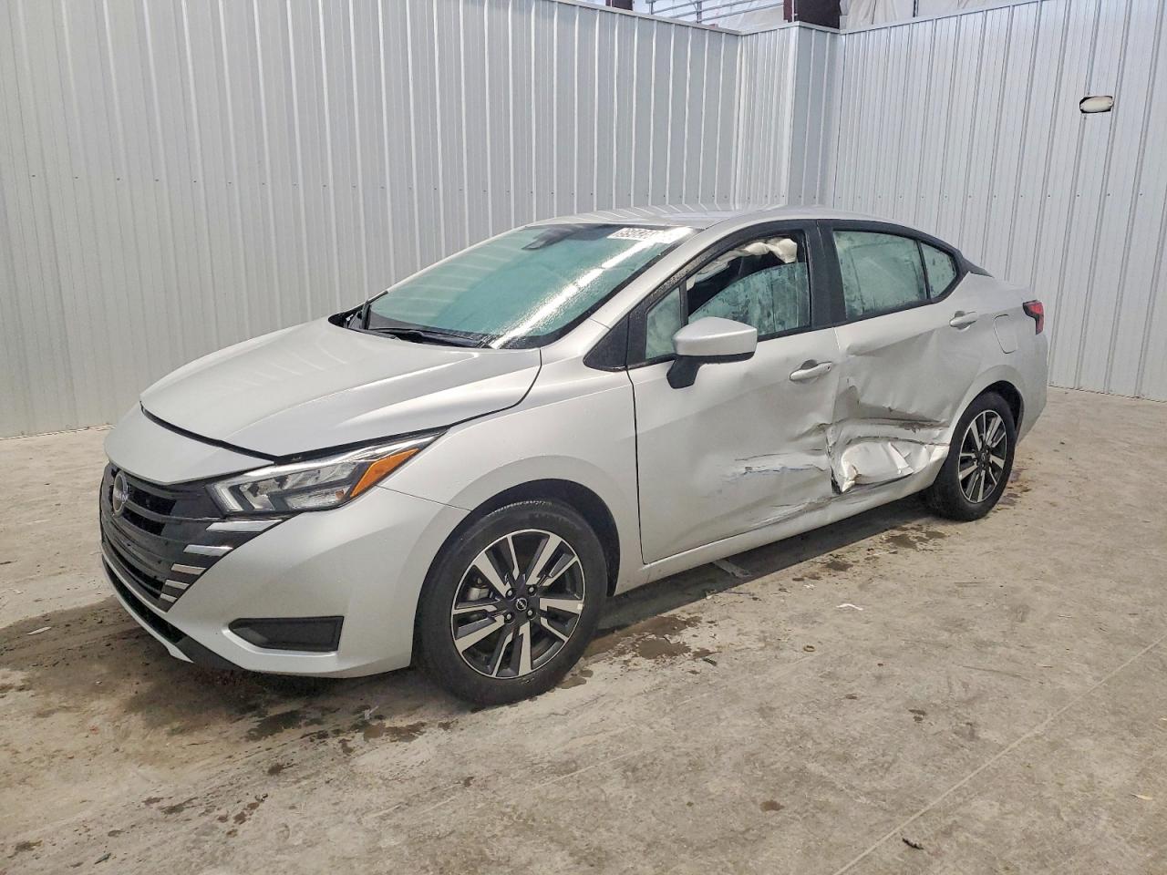 2025 NISSAN VERSA